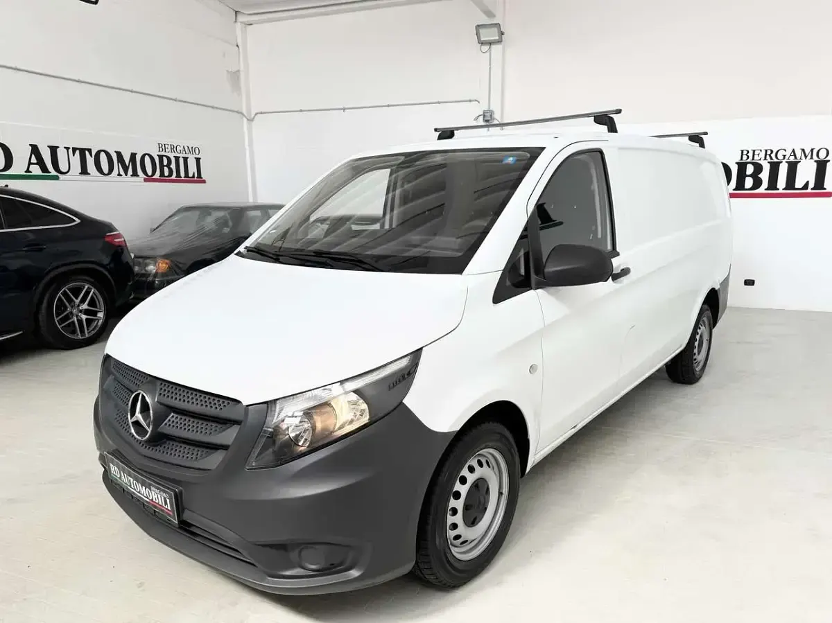 Usata Mercedes Vito 114 CV (83 kW) 2017 Bianco artico Furgone