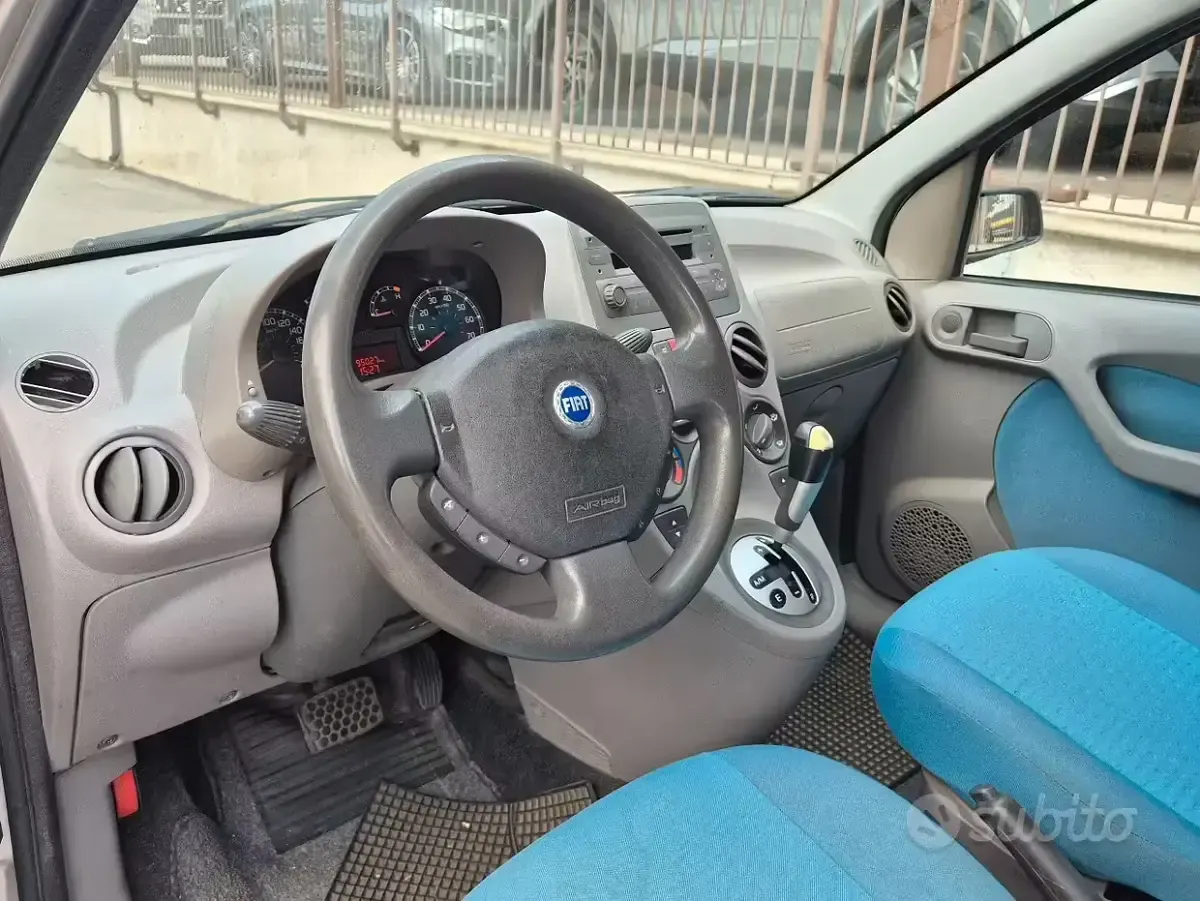 Usata Fiat Panda Emotion 54 CV (39 kW) 2004 Grigio Utilitaria