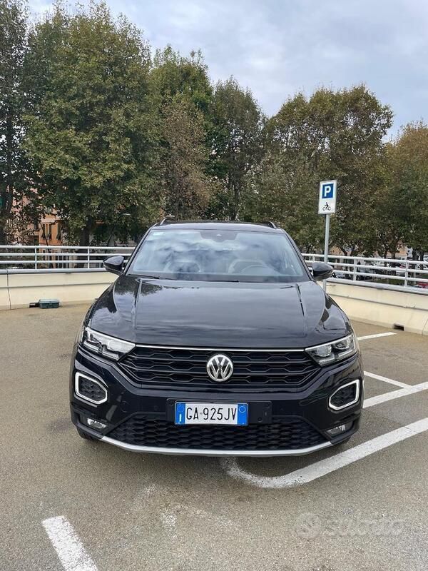 Usata VW T-Roc Advance 116 CV (85 kW) 2020 Nero SUV