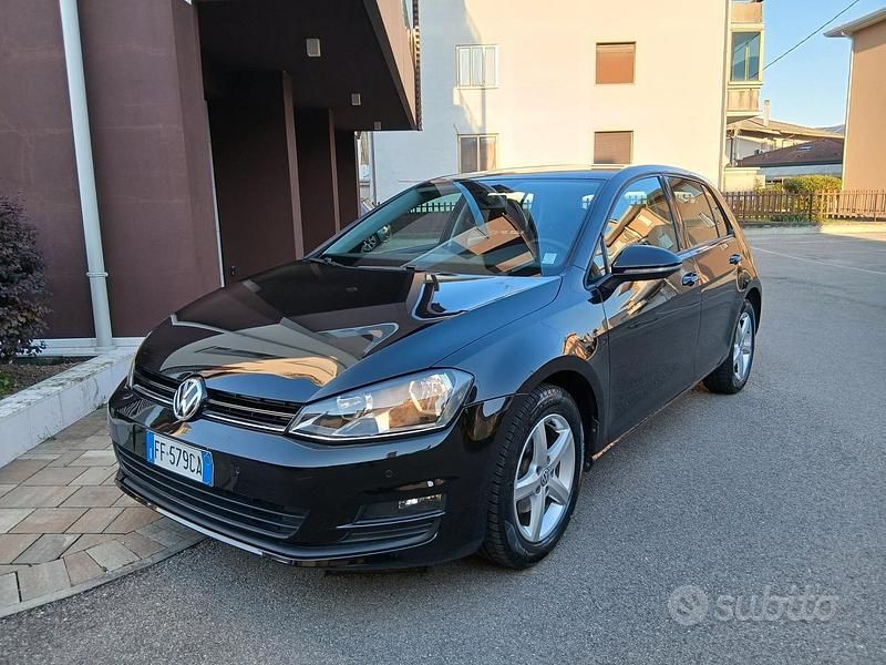 Usado VW Golf VII Sound 86 CV (63 kW) 2016 Negro Berlina