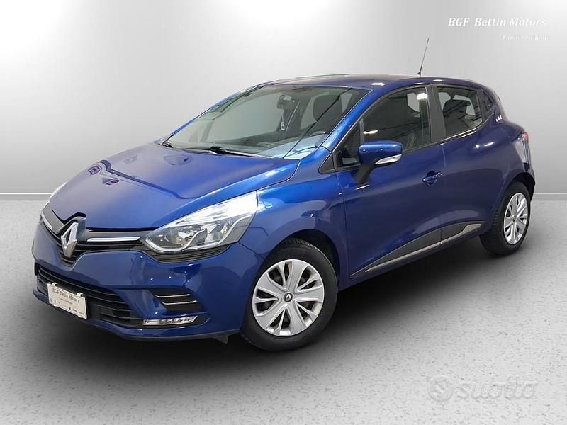 Usata Renault Clio IV Life 75 CV (55 kW) 2019 Blu Berlina