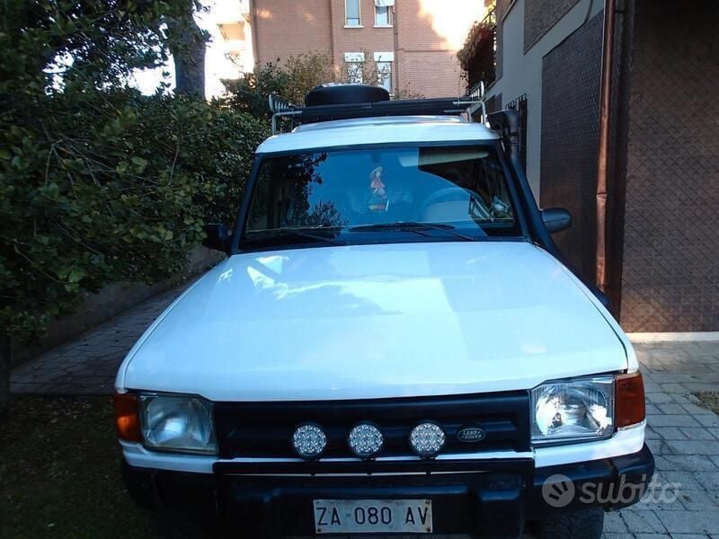 Usata Land Rover Discovery 113 CV (83 kW) 1995 Bianco SUV