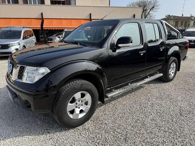 Usata Nissan Navara 171 CV (125 kW) 2007 Nero Pick-up
