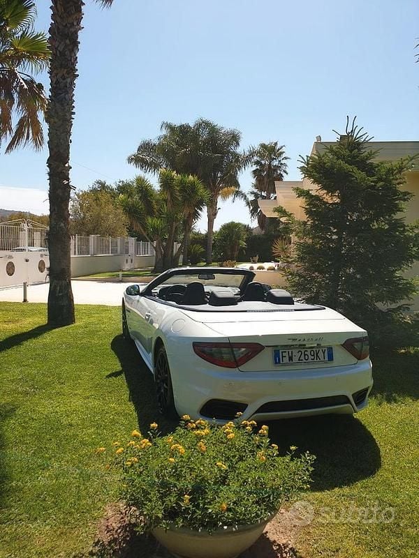Usata Maserati GranCabrio 460 CV (338 kW) 2019 Bianco Cabrio