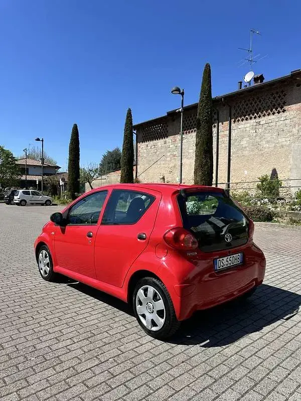 Begagnad Toyota Aygo 68 HK (50 kW) 2008 Halvkombi