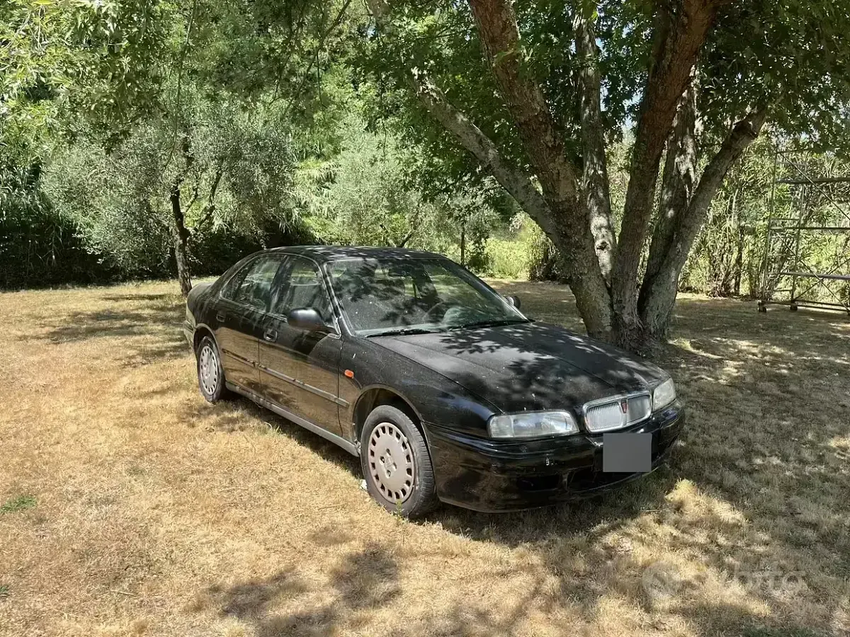 Usata Rover 600 131 CV (96 kW) 1994 Nero Berlina