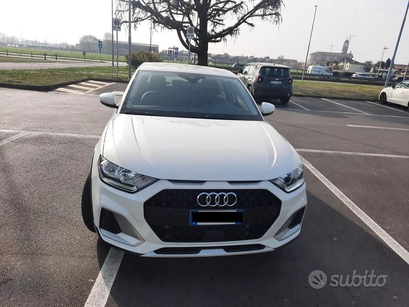 Usata Audi A1 110 CV (80 kW) 2023 Bianco SUV