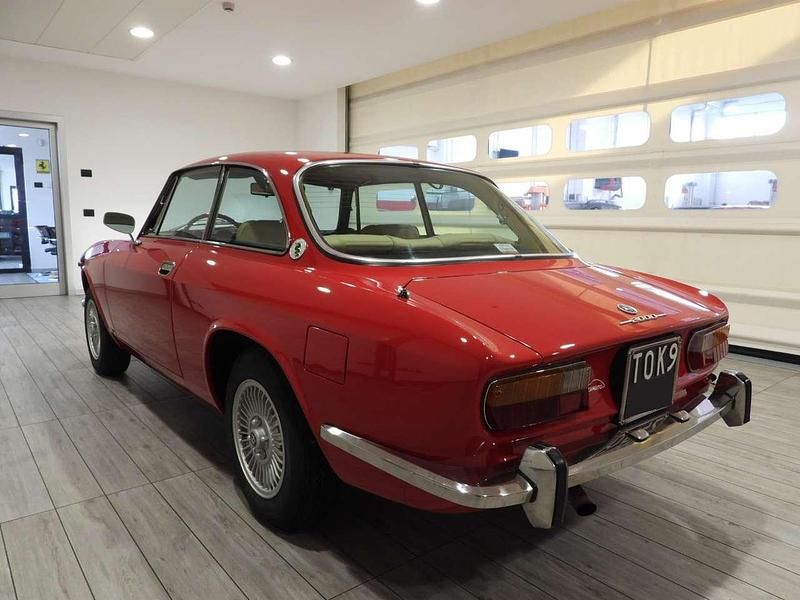 Usata Alfa Romeo GT Veloce 131 CV (96 kW) 1965 Rosso alfa Coupé