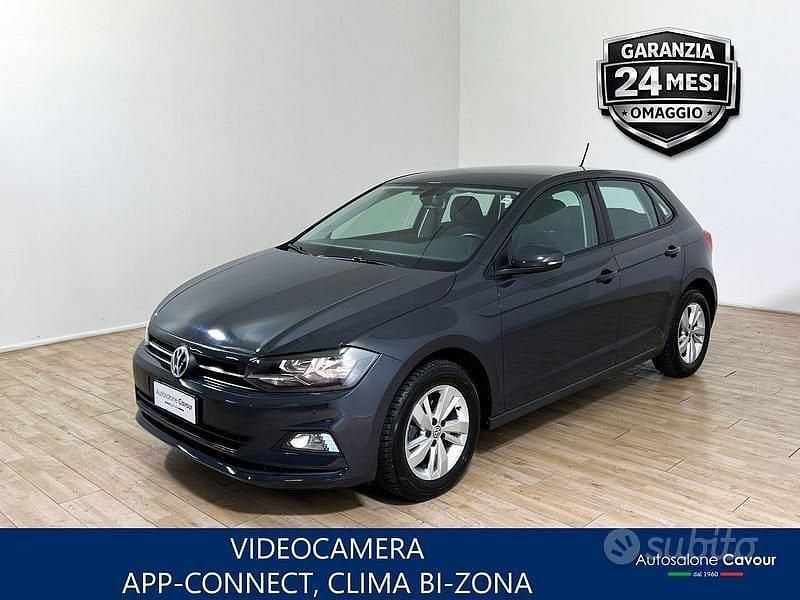 Usata VW Polo Comfortline 90 CV (66 kW) 2018 Grigio urano Utilitaria