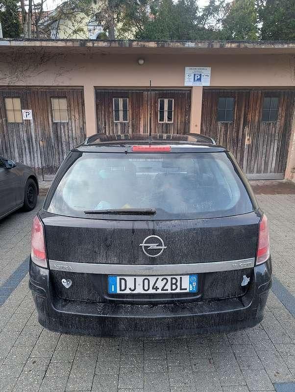 Usata Opel Astra Edition 120 CV (88 kW) 2007 Station wagon