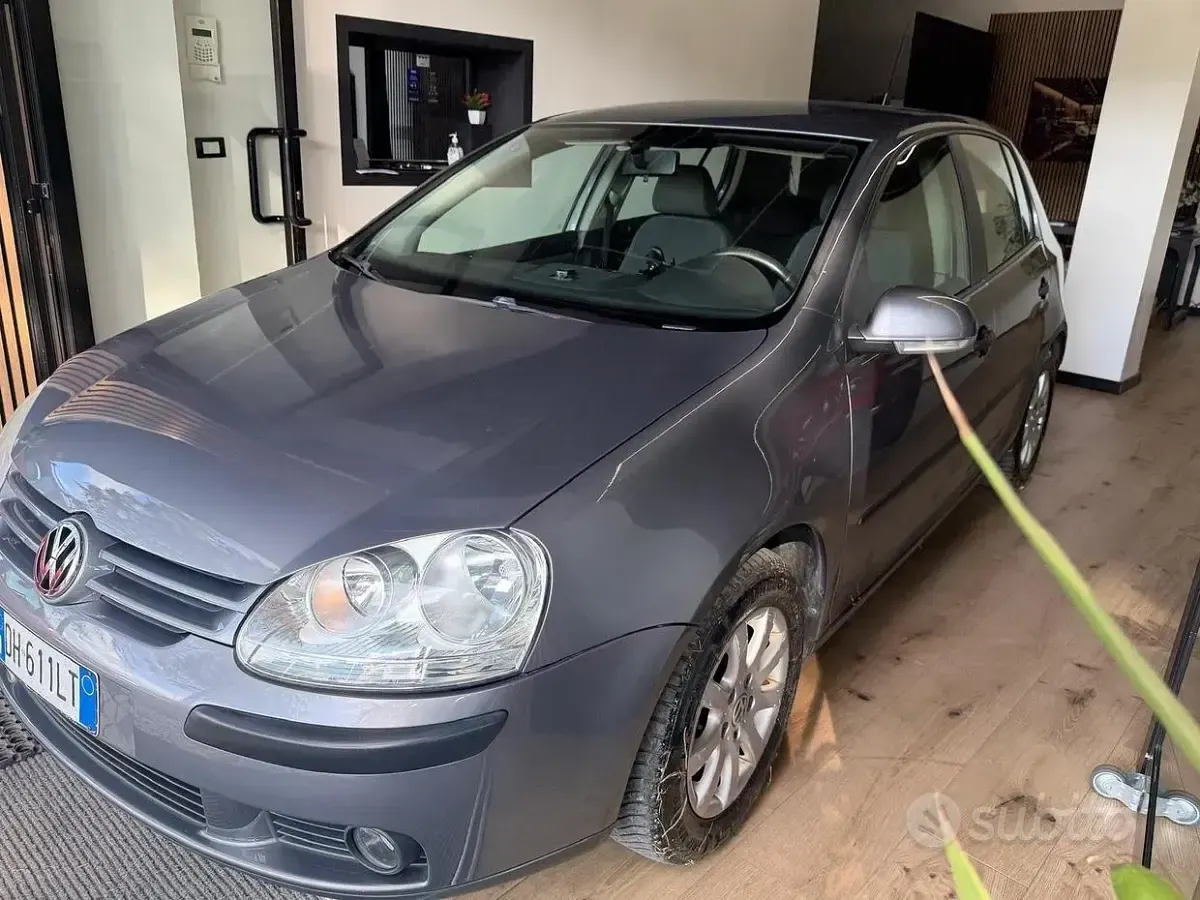 Usata VW Golf 105 CV (77 kW) 2007 Grigio Monovolume