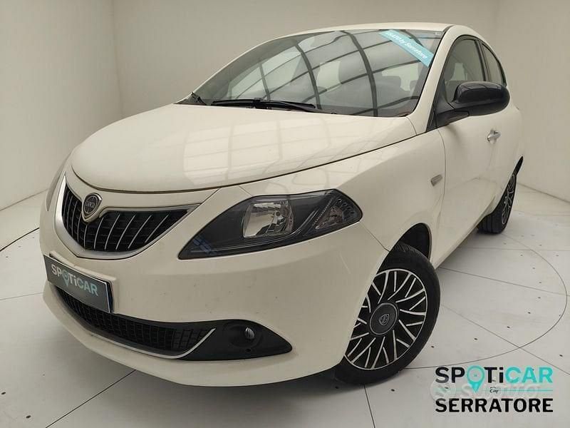 Usata Lancia Ypsilon S 69 CV (50 kW) 2024 Bianco Utilitaria