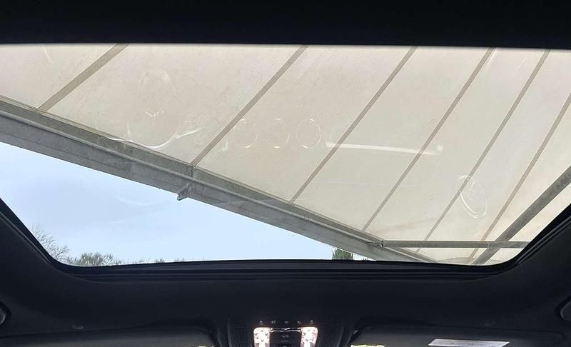 Usata Mercedes GLB200 Premium 150 CV (110 kW) 2021 Blu/azzurro SUV