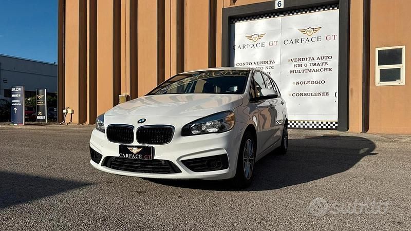 Bianco Usata 2017 BMW 218 Gran Tourer Monovolume | 14.900 € (Buon prezzo) - Immagine 1/4