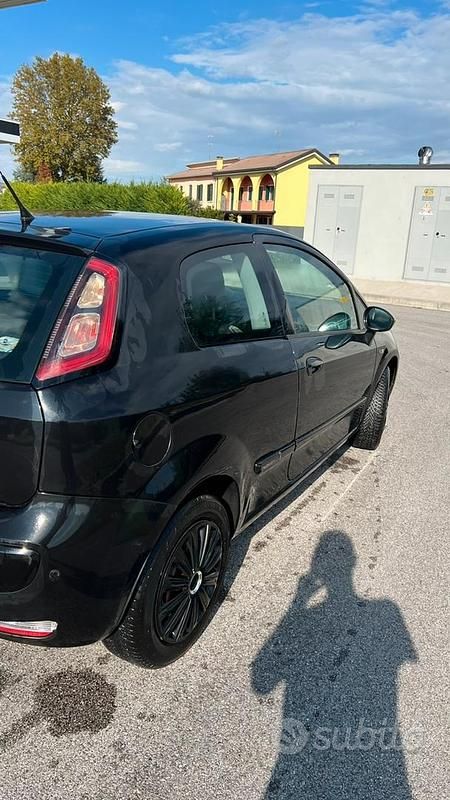 Usata Fiat Punto 2011 Nero Utilitaria