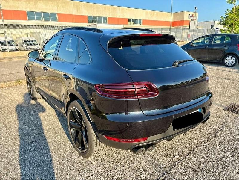 Usata Porsche Macan 252 CV (185 kW) 2018 Nero SUV