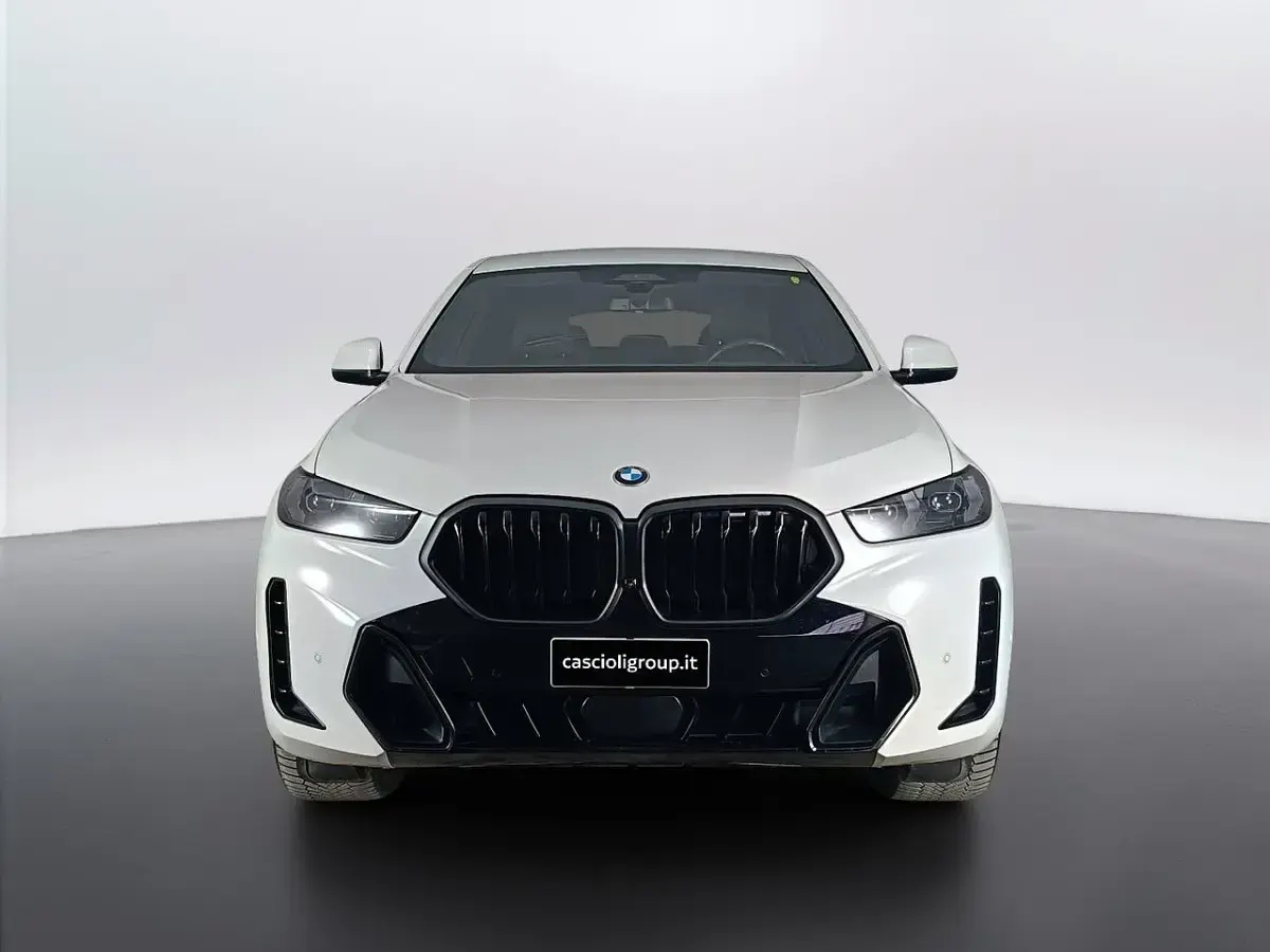 Usata BMW X6 M Sport 285 CV (209 kW) 2024 Bianco SUV