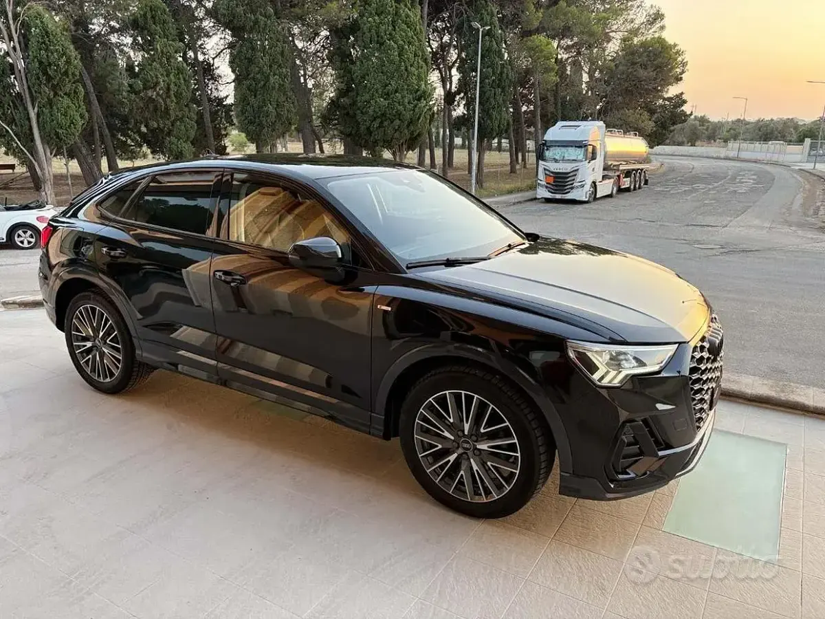 Usata Audi Q3 Sportback S-Line 150 CV (110 kW) 2022 Nero SUV