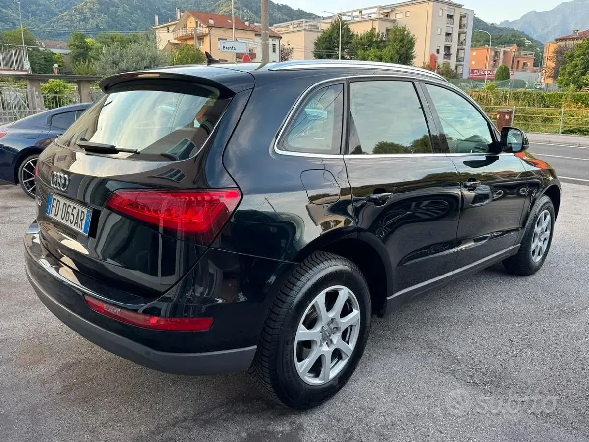 Usata Audi Q5 Advanced 177 CV (130 kW) 2012 Nero SUV