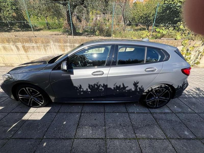 Usata BMW 116 M Sport 116 CV (85 kW) 2022 Grigio Utilitaria