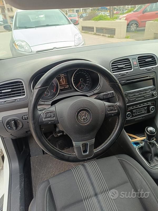 Usata VW Golf VII Match 105 CV (77 kW) 2012 Bianco Berlina