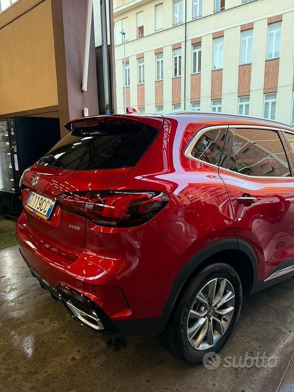 Rosso Usata 2024 MG HS SUV | 19.000 € (Buon prezzo) - Immagine 1/4