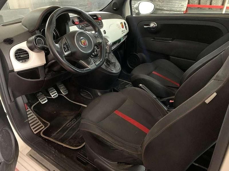 Usata Abarth 500 135 CV (99 kW) 2009 Bianco Utilitaria