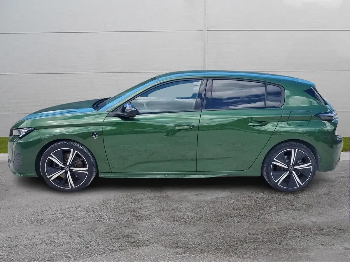 Usata Peugeot 308 Allure 150 CV (110 kW) 2023 Verde oliva Berlina