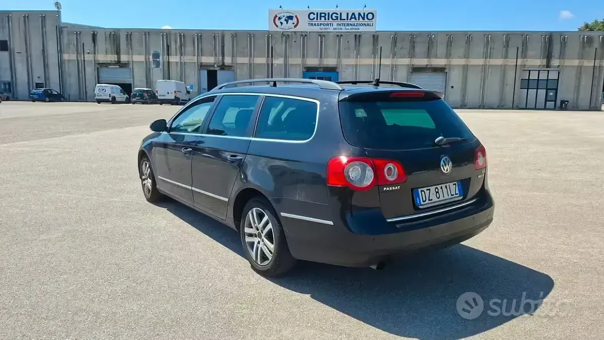 Usata VW Passat 105 CV (77 kW) 2010 Station wagon