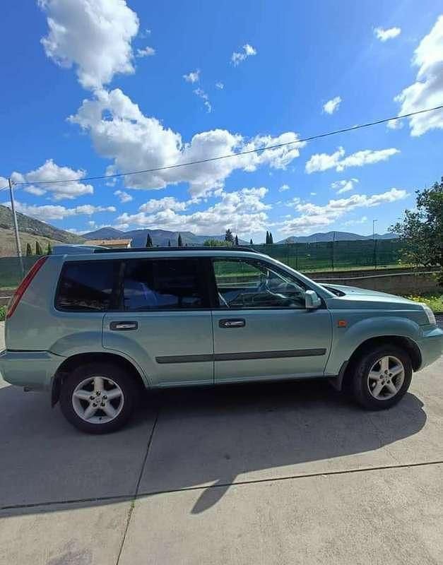 Usata Nissan X-Trail 114 CV (83 kW) 2003 SUV