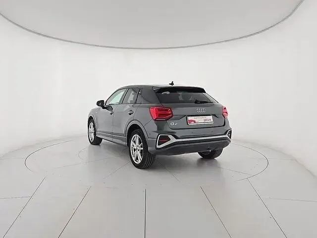 Usata Audi Q2 S-Line 150 CV (110 kW) 2025 Grigio SUV
