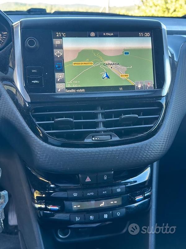 Usata Peugeot 2008 2017 Grigio SUV