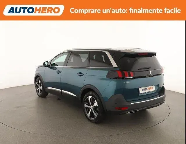 Usata Peugeot 5008 GT-line 131 CV (96 kW) 2019 Verde SUV
