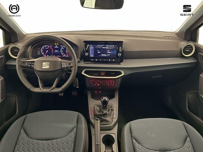 Nuova Seat Arona Black Edition 95 CV (69 kW) 2026 Grigio magnetich tech tetto nero SUV