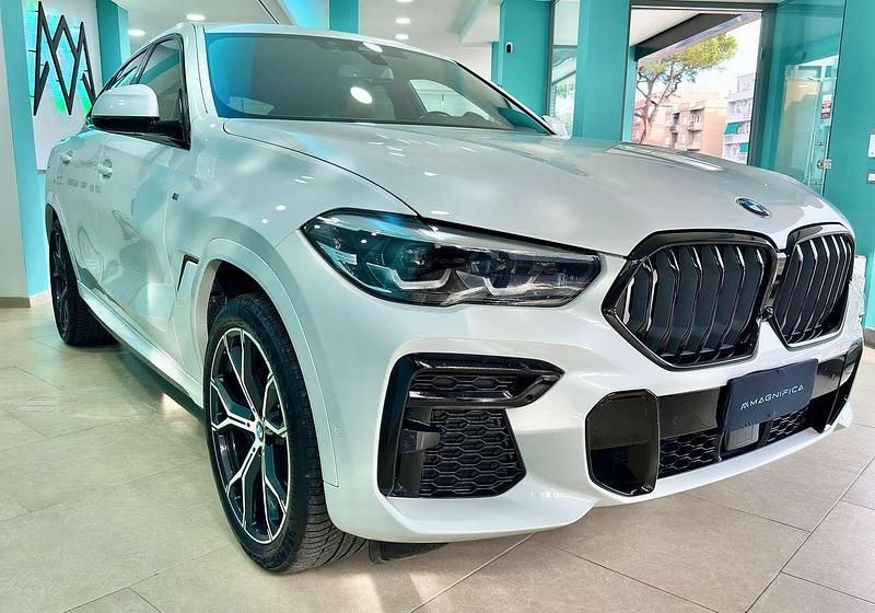 Usata BMW X6 M Sport 286 CV (210 kW) 2022 Mineral white metallic SUV