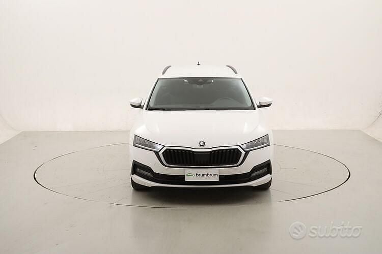 Usata Skoda Octavia Ambition 116 CV (85 kW) 2021 Bianco Station wagon