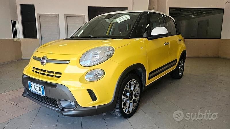 Usata Fiat 500L Trekking 85 CV (62 kW) 2014 Giallo Monovolume