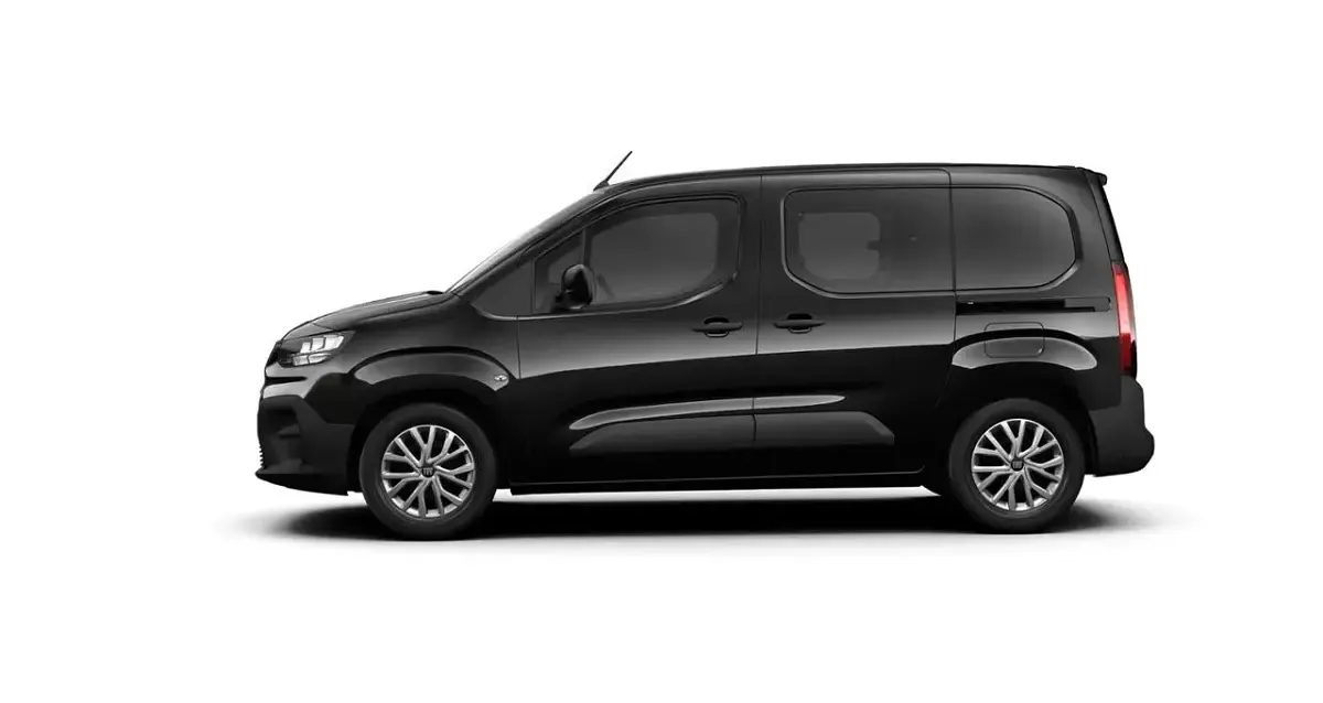 Nuova Fiat Qubo Pop 101 CV (74 kW) 2026 Nero Monovolume