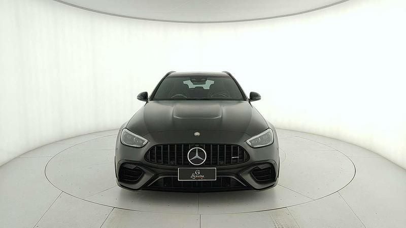 Usata Mercedes C63 AMG Premium Plus 476 CV (350 kW) 2025 Grigio grafite magno Station wagon
