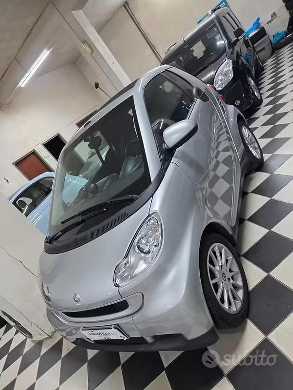 Usata Smart ForTwo Cabrio Pulse 54 CV (39 kW) 2010 Grigio Cabrio
