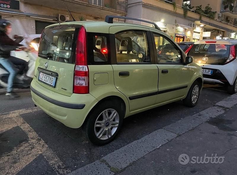 Usata Fiat Panda 70 CV (51 kW) 2006 Berlina