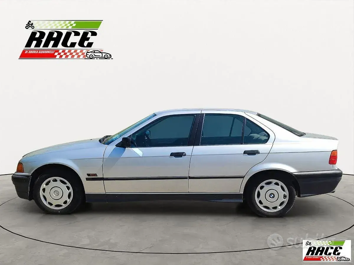 Usata BMW 316 Efficient Dynamics 103 CV (75 kW) 1993 Gray Berlina