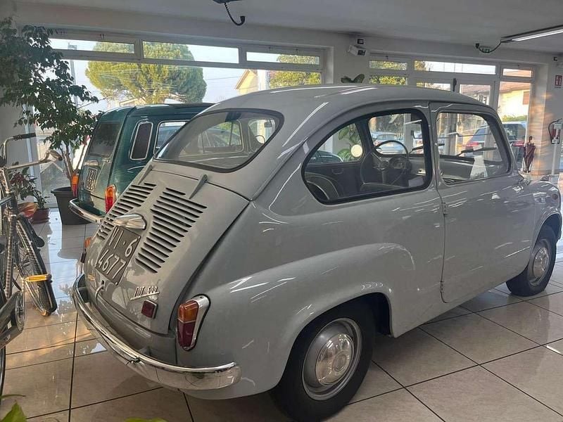 Usata Fiat 600 22 CV (16 kW) 1957 Azzurro Utilitaria