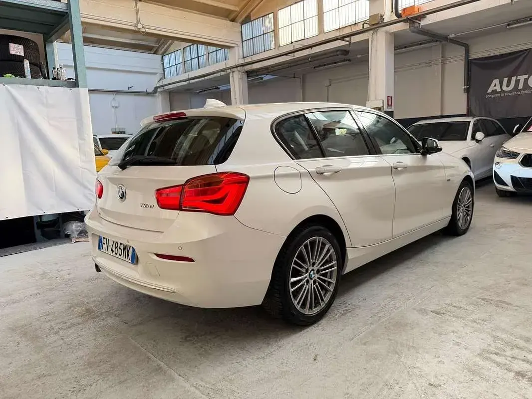 Usata BMW 116 116 CV (85 kW) 2018 Bianco Utilitaria