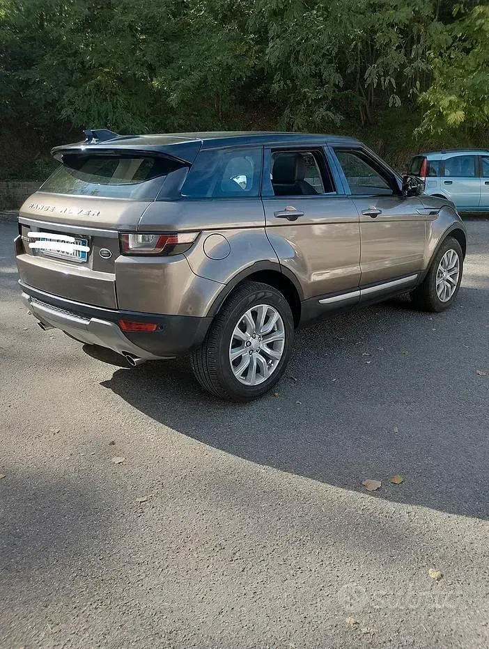 Usata Land Rover Range Rover evoque HSE 150 CV (110 kW) 2016 SUV