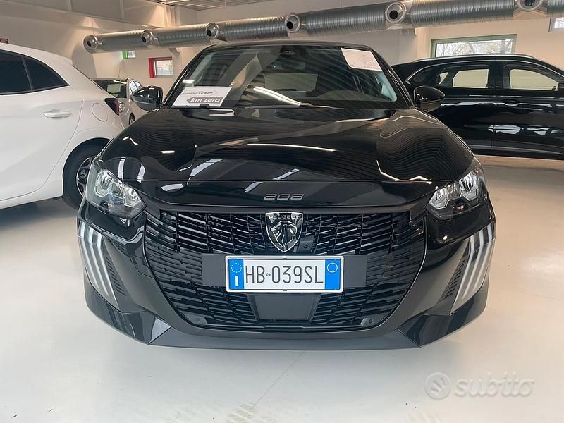 Nuova Peugeot 208 Allure 101 CV (74 kW) 2025 Nero perla Utilitaria