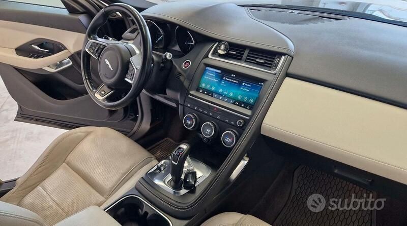 Usata Jaguar E-Pace R-Dynamic 200 CV (147 kW) 2020 Nero SUV