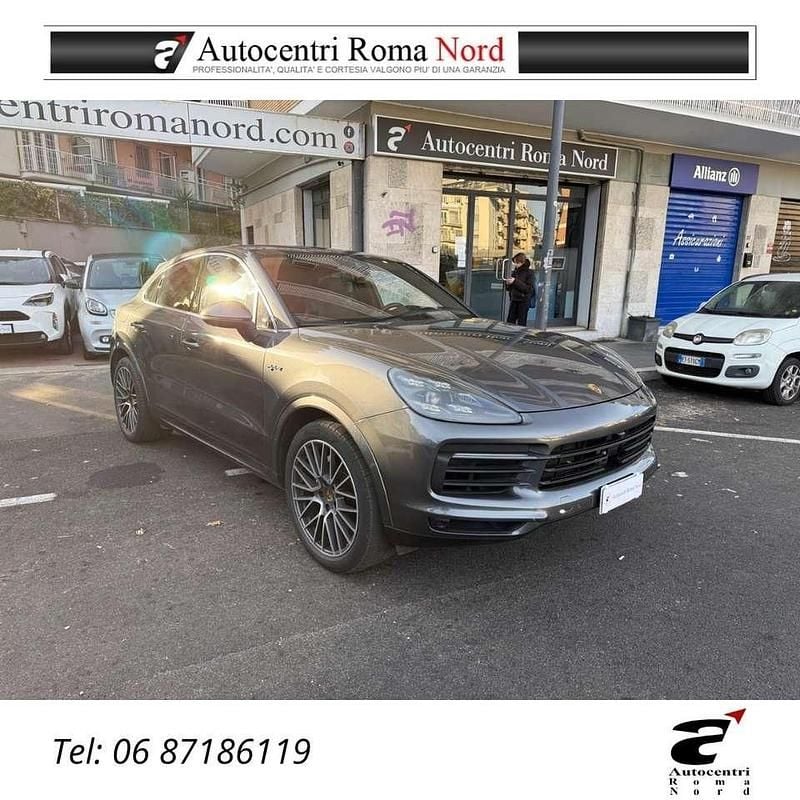 Usata Porsche Cayenne Coupe 340 CV (250 kW) 2020 Grigio Coupé