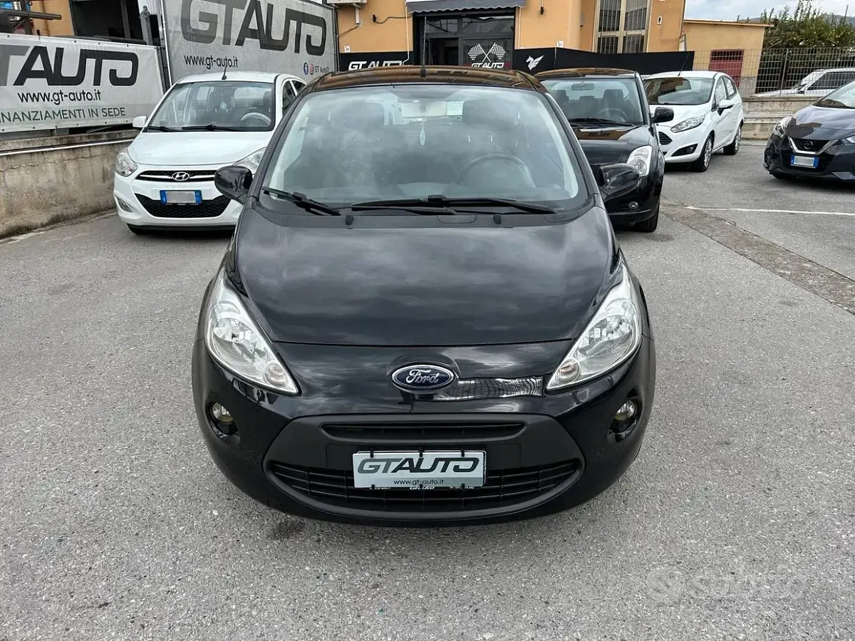 Usata Ford Ka 67 CV (49 kW) 2016 Nero Berlina