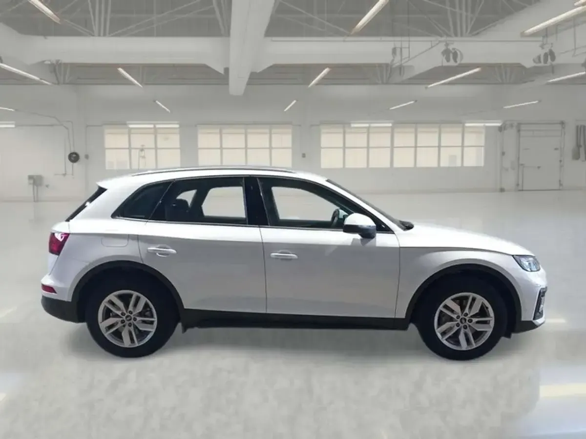 Usata Audi Q5 Business 163 CV (119 kW) 2023 Bianco SUV